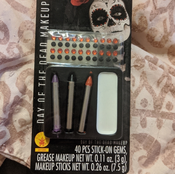 SALE Bundle Halloween Makeup Red Cream & Day Of The Dead Grease Kit w/ Gems - Picture 3 of 3